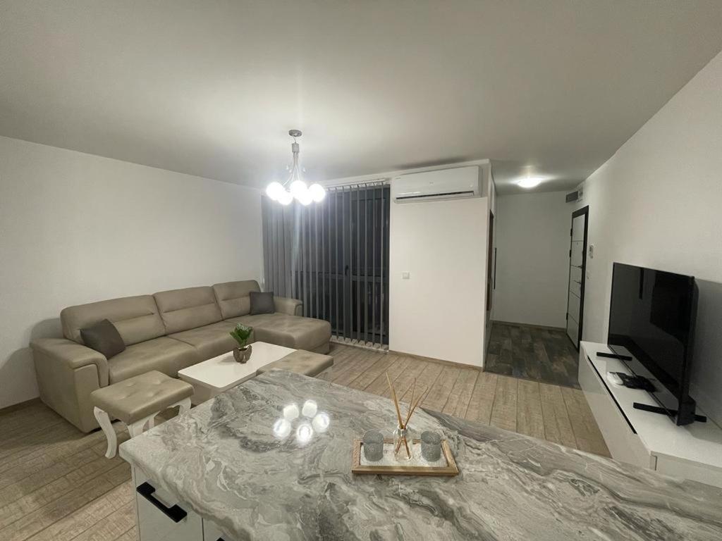 Emily & Nasi Lägenhet Plovdiv Exteriör bild